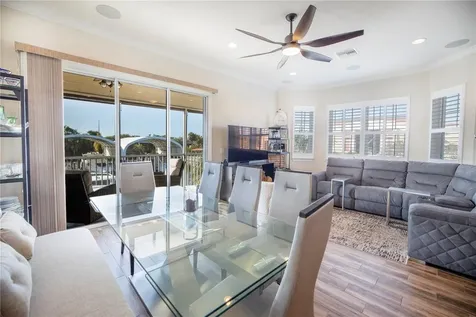 6001 Moorings Drive S St Petersburg FL 33712