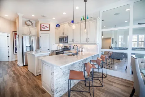 6001 Moorings Drive S St Petersburg FL 33712