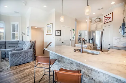 6001 Moorings Drive S St Petersburg FL 33712
