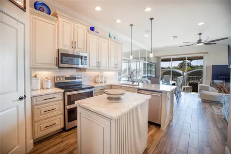 6001 Moorings Drive S St Petersburg FL 33712