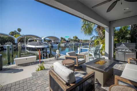 6001 Moorings Drive S St Petersburg FL 33712