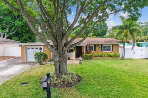 4522 S Cameron Avenue Tampa FL 33611