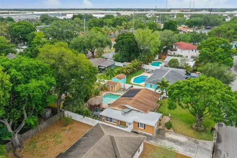 4522 S Cameron Avenue Tampa FL 33611
