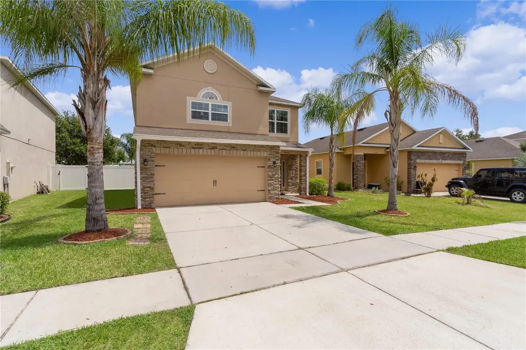 36123 Markree Castle Avenue Dade City FL 33525