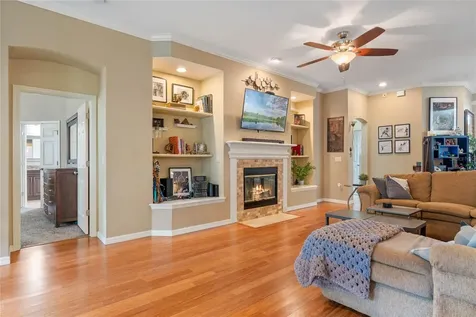 10850 Piping Rock Circle Orlando FL 32817