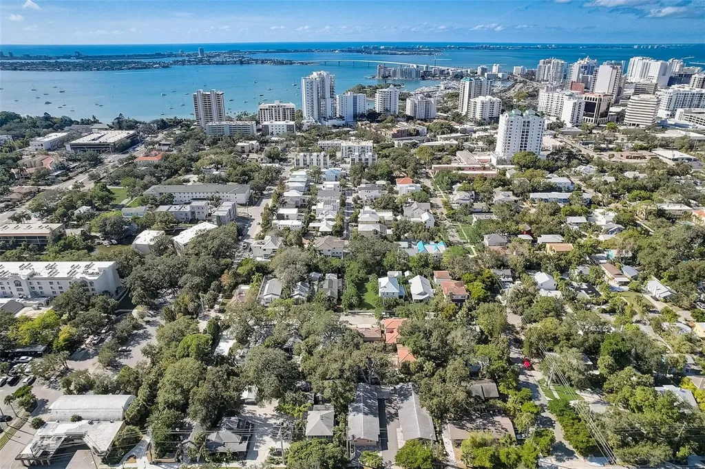 626 S Osprey Avenue Sarasota FL 34236