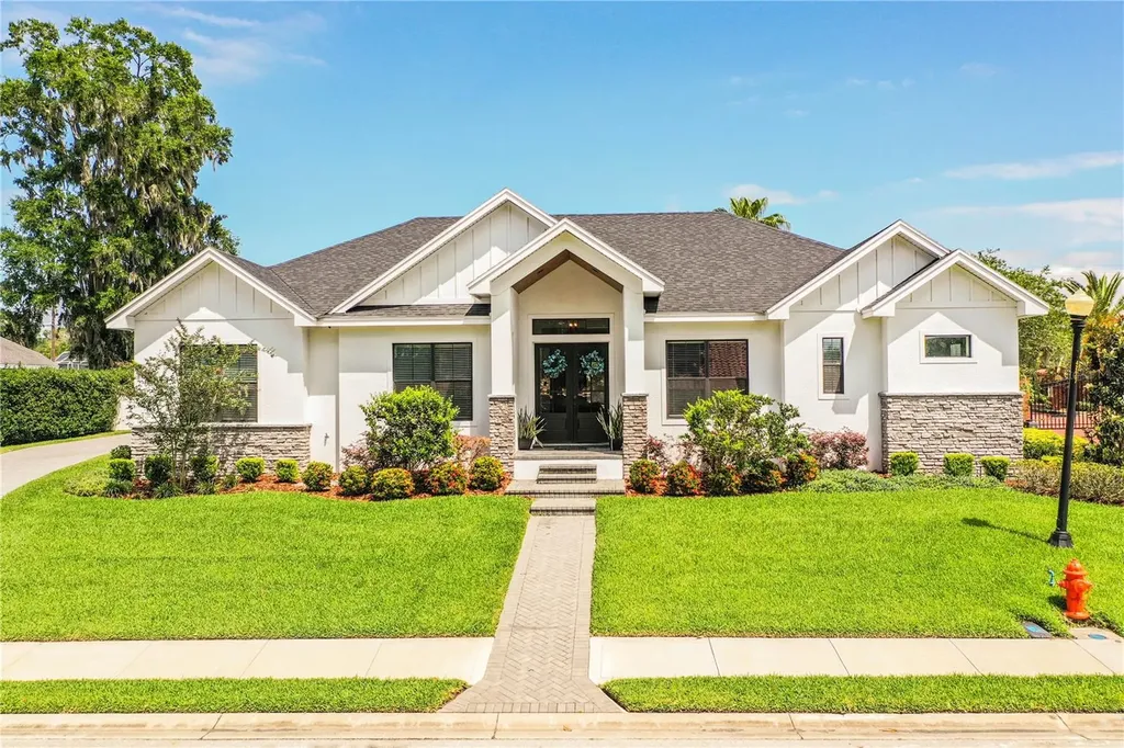 6608 Crescent Woods Circle Lakeland FL 33813