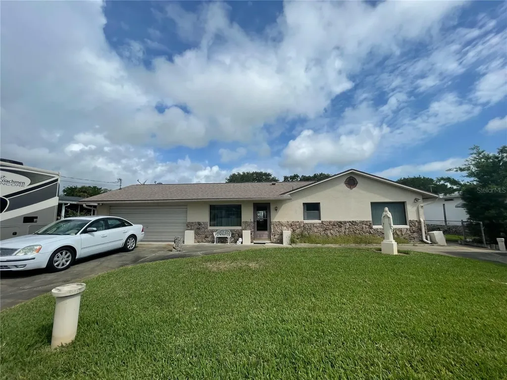 218 Gary Avenue Oak Hill FL 32759