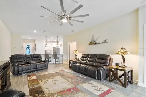 2633 Camden Park Loop Davenport FL 33837