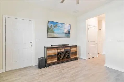 2633 Camden Park Loop Davenport FL 33837