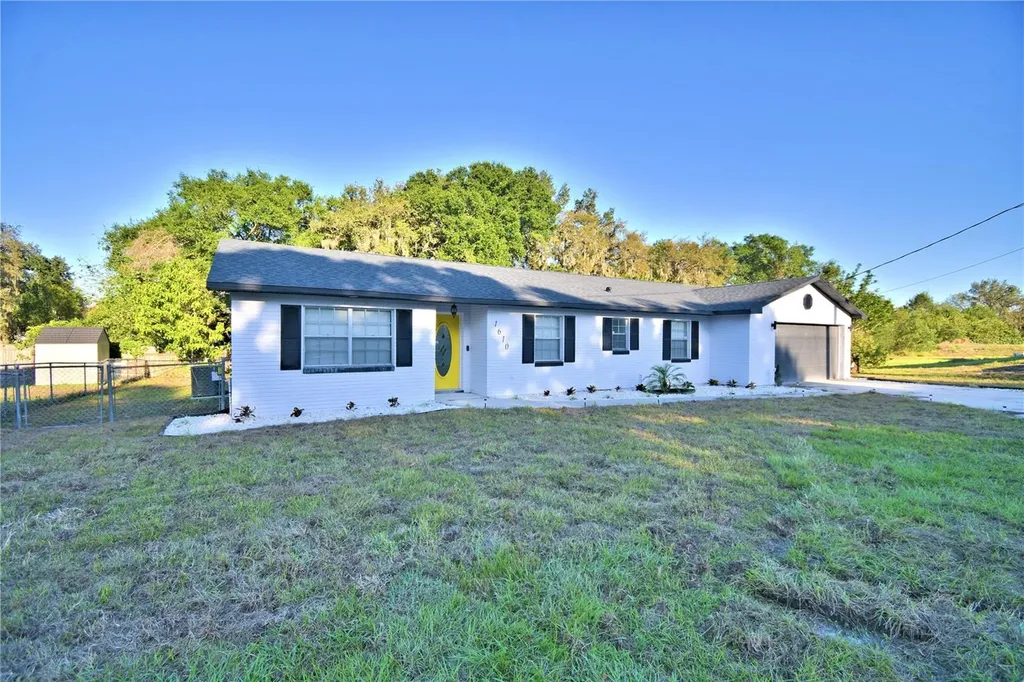 1610 Meadow Lane NE Winter Haven FL 33881