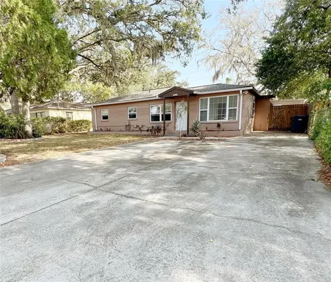 2006 W Meadowbrook Avenue Tampa FL 33612