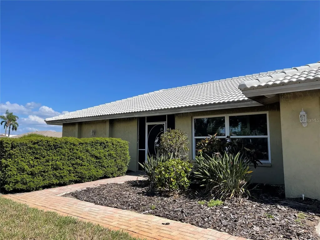 226 Brandywine Circle Englewood FL 34223