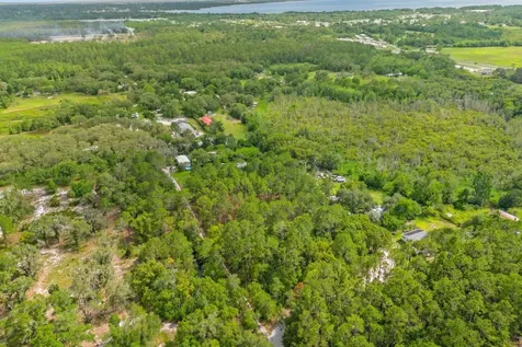 Tbd Tropical Drive Eustis FL 32726
