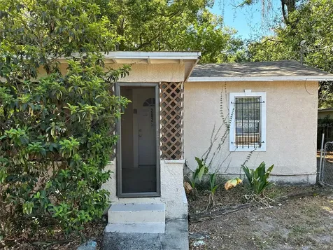 2025 E New Orleans Avenue Tampa FL 33610