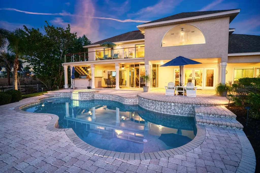6720 Surfside Boulevard Apollo Beach FL 33572
