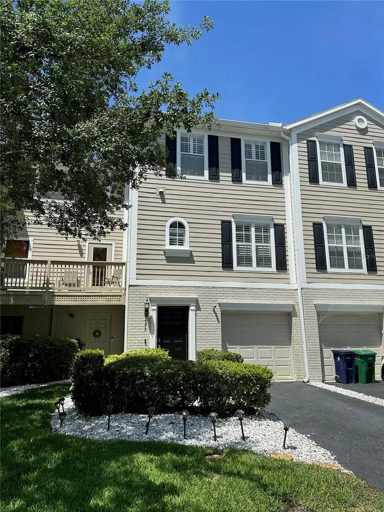 423 S Matanzas Avenue Tampa FL 33609