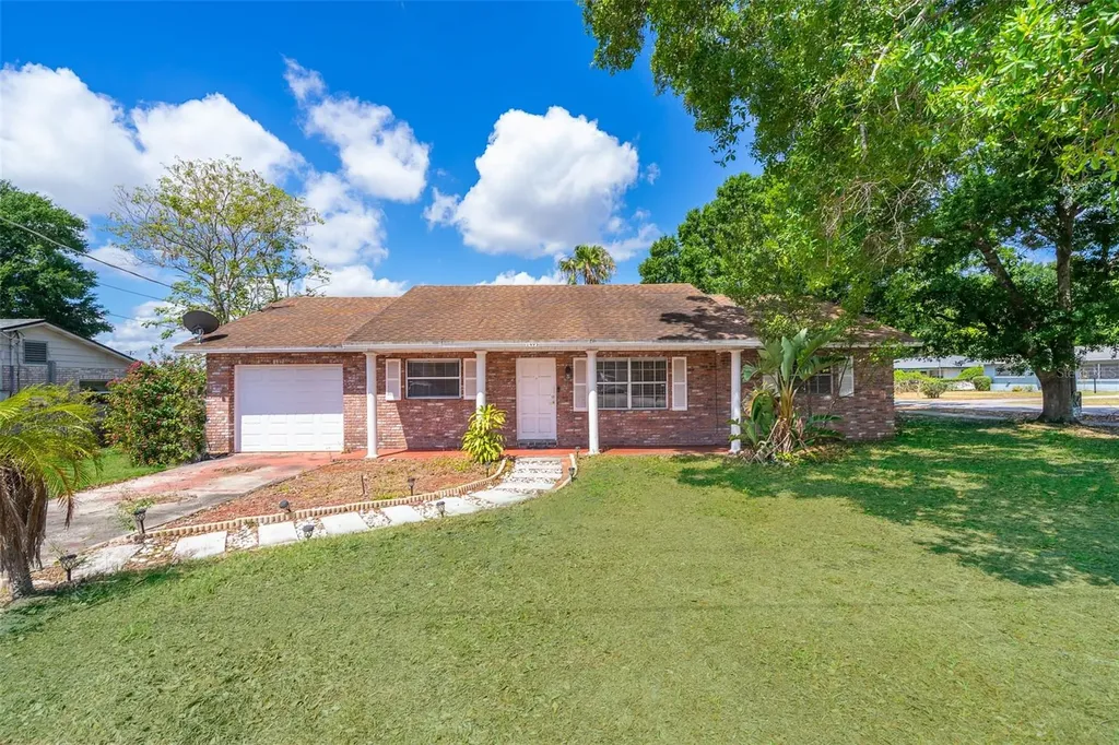 1495 9th Court NE Winter Haven FL 33881