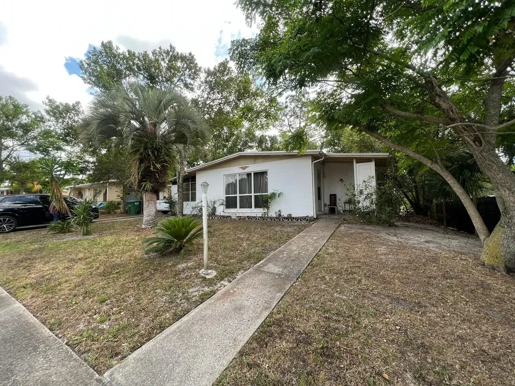 1619 Weybridge Street Deltona FL 32725