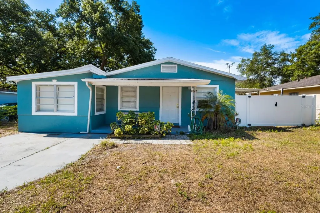 4205 E Wilma Street Tampa FL 33617