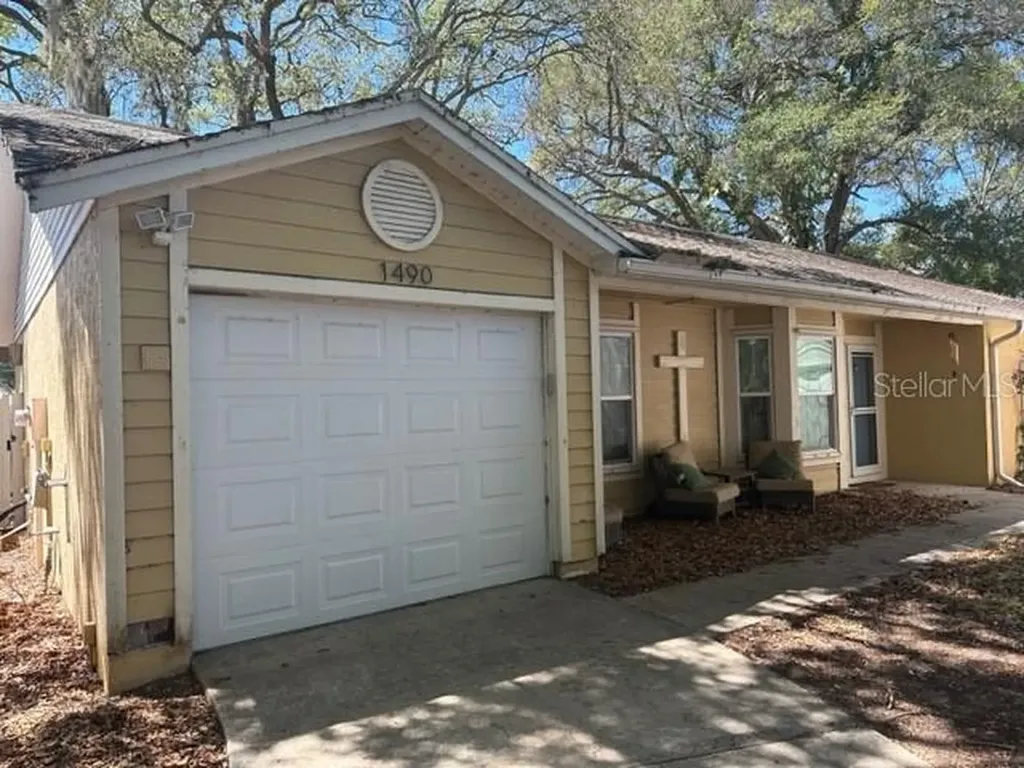 1490 Loman Court Palm Harbor FL 34683