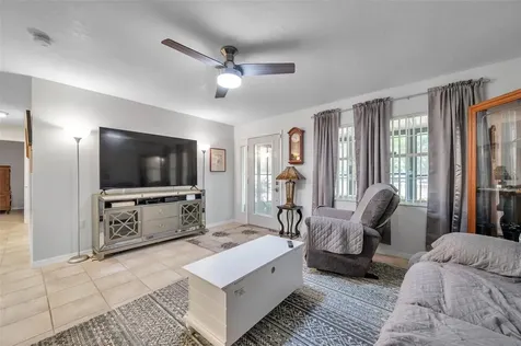 1161 Cr 463 Lake Panasoffkee FL 33538