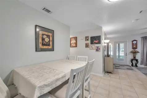 1161 Cr 463 Lake Panasoffkee FL 33538