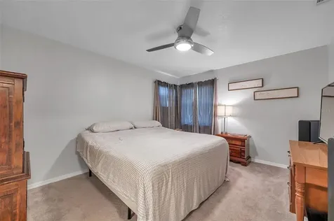 1161 Cr 463 Lake Panasoffkee FL 33538
