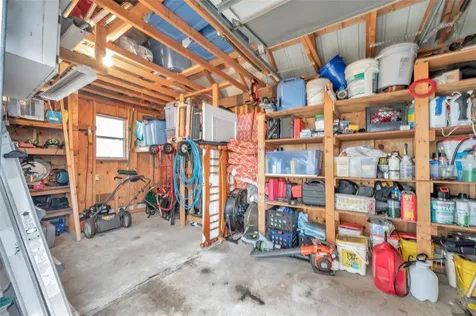 1161 Cr 463 Lake Panasoffkee FL 33538