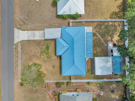 1161 Cr 463 Lake Panasoffkee FL 33538