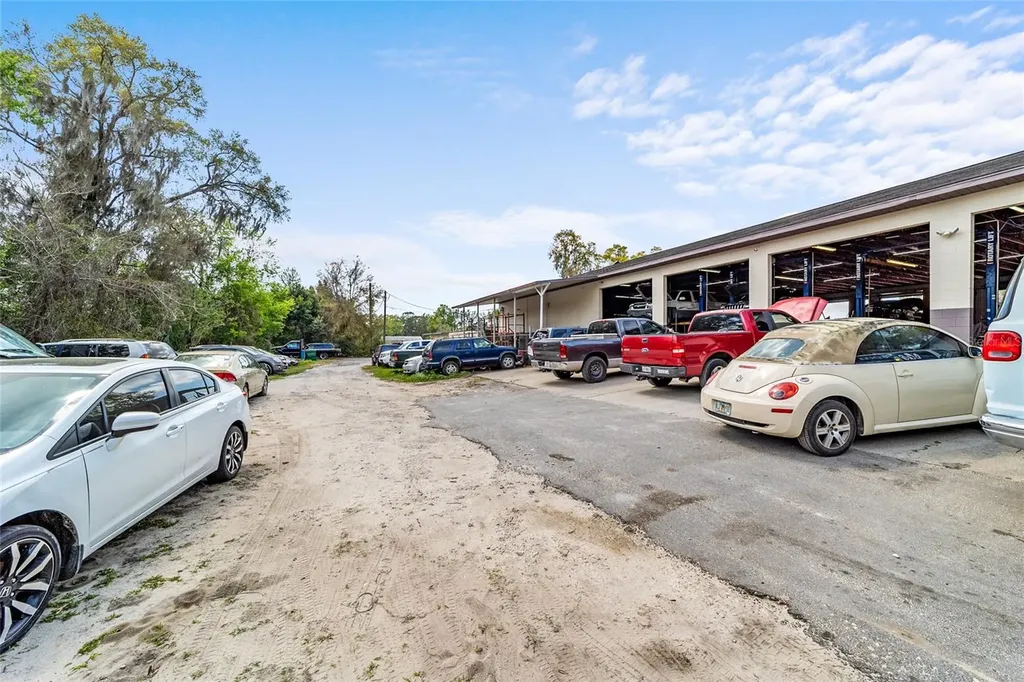 3721 NE 44th Street Ocala FL 34479