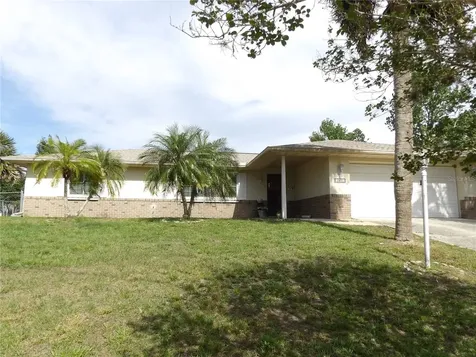 1801 Pennington Avenue Deltona FL 32738