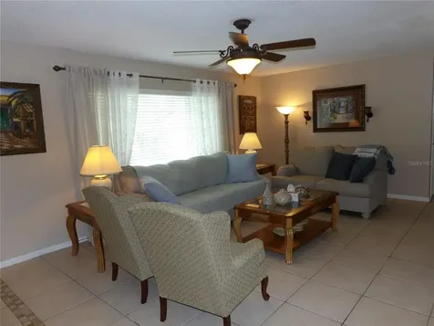 1801 Pennington Avenue Deltona FL 32738