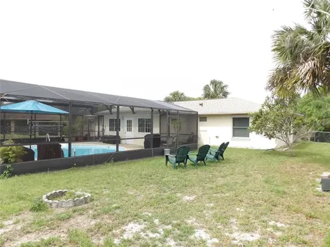 1801 Pennington Avenue Deltona FL 32738