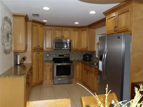 1801 Pennington Avenue Deltona FL 32738