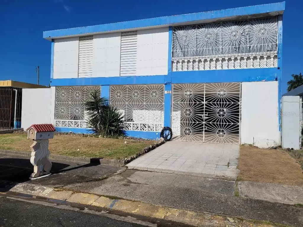 AN2 Calle Lisa E Levittown PR 00949