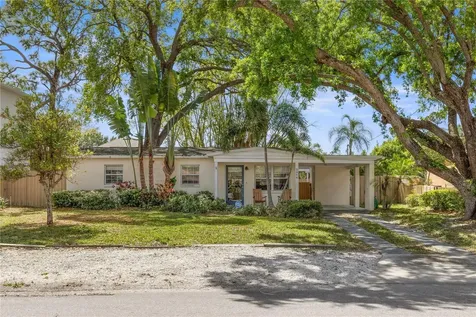2906 W Averill Avenue Tampa FL 33611