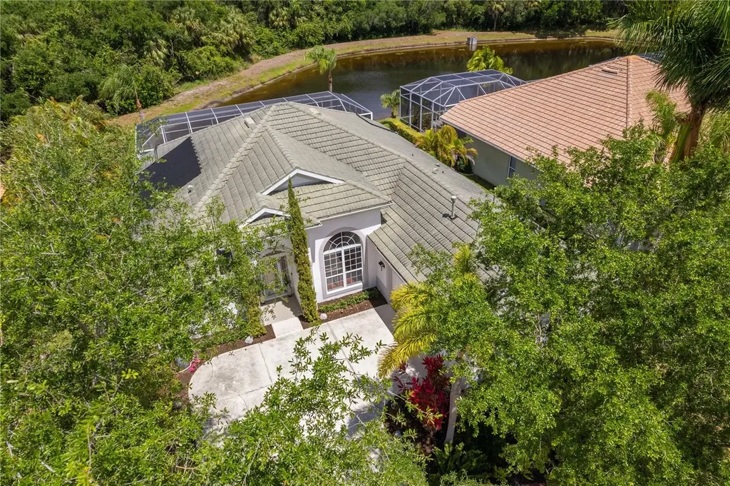 6168 Palomino Circle Bradenton FL 34201