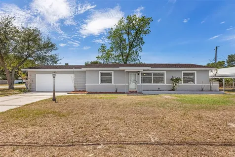 2898 Meadow Lake Avenue Largo FL 33771