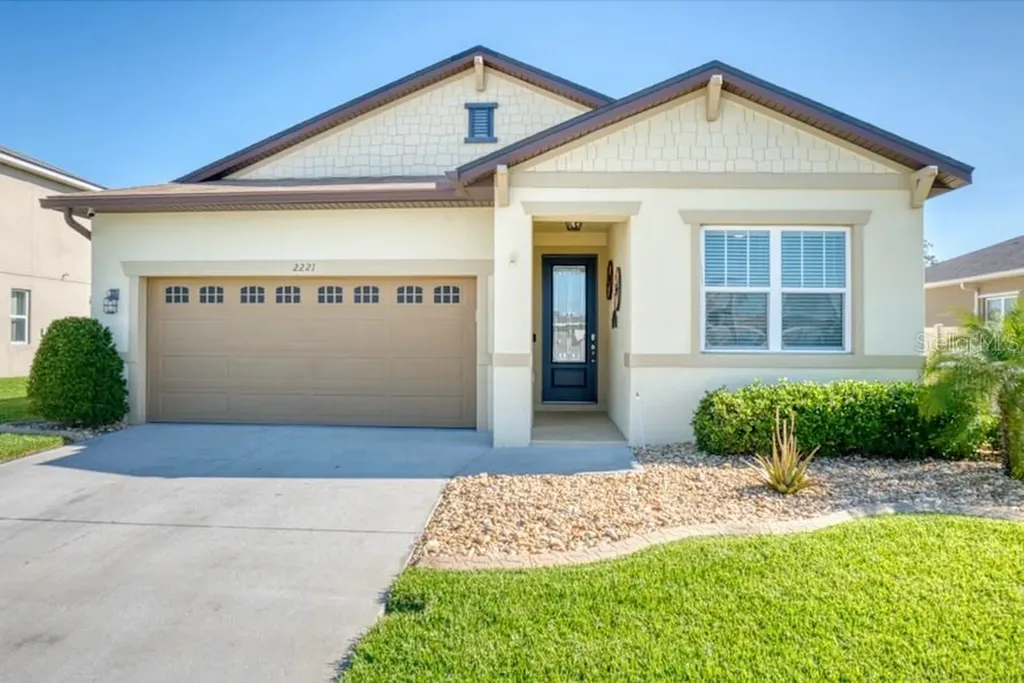 2221 Wadeview Loop Saint Cloud FL 34769