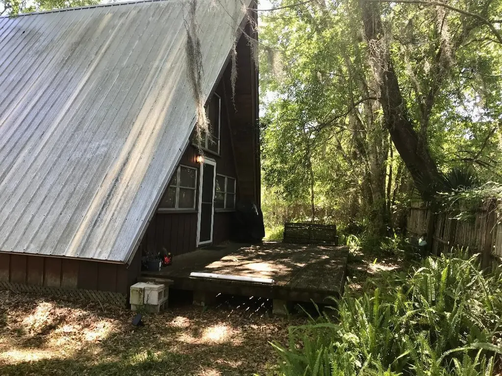 23842 Hare Lane Astor FL 32102