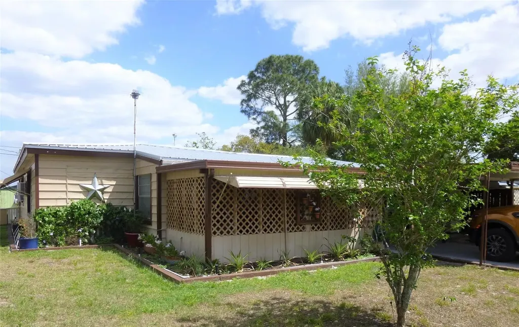 515 Raymond Avenue Frostproof FL 33843