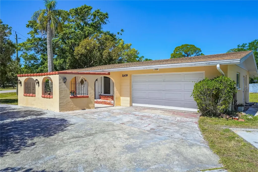 1009 Willis Avenue Sarasota FL 34232