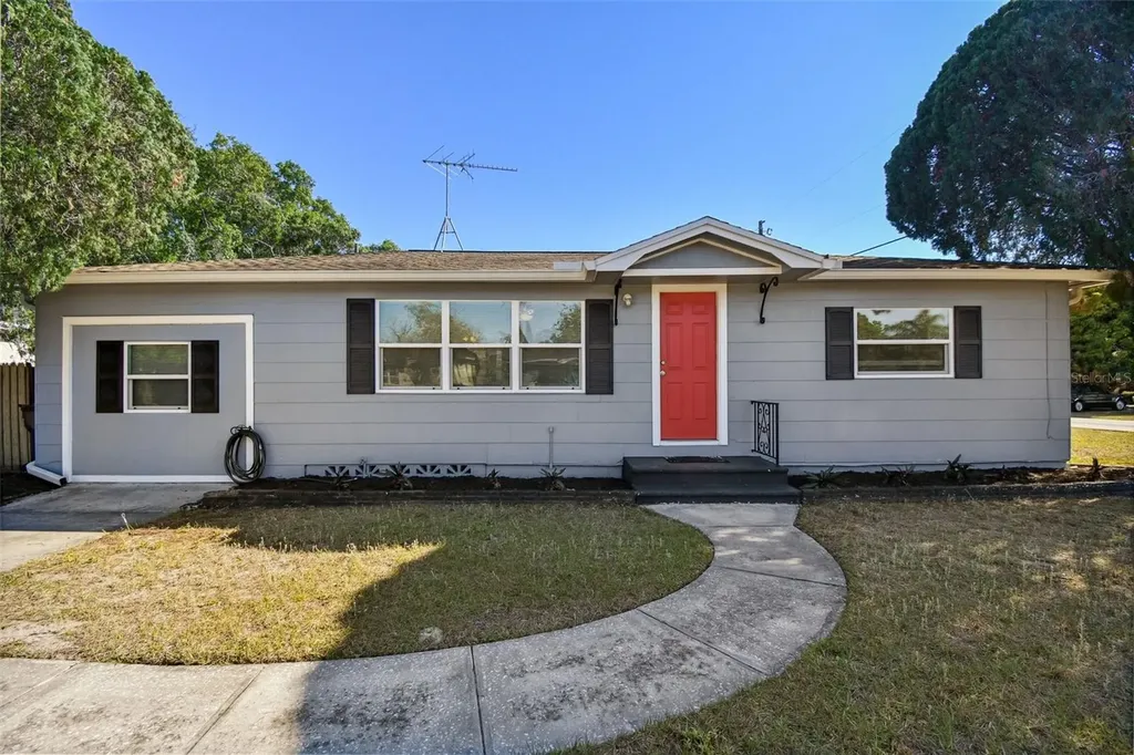 4580 52nd Avenue N St Petersburg FL 33714