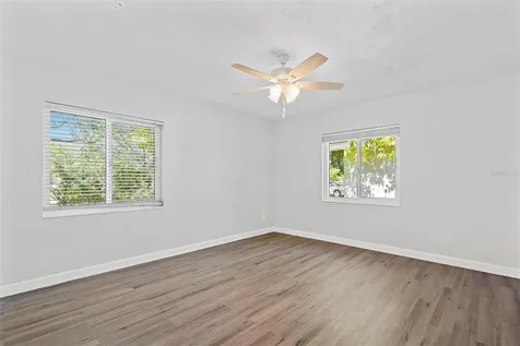 2318 Caesar Way S St Petersburg FL 33712