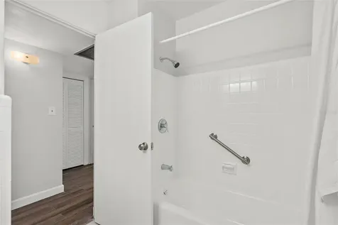2318 Caesar Way S St Petersburg FL 33712