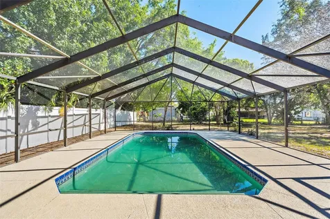 2318 Caesar Way S St Petersburg FL 33712