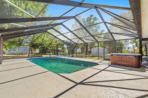 2318 Caesar Way S St Petersburg FL 33712