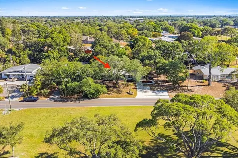 2318 Caesar Way S St Petersburg FL 33712