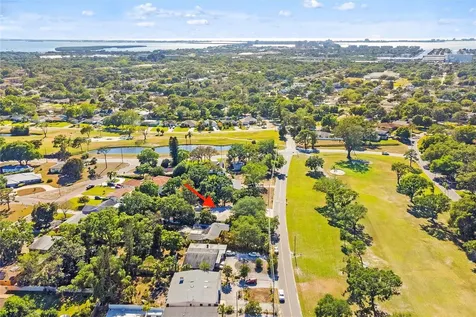 2318 Caesar Way S St Petersburg FL 33712